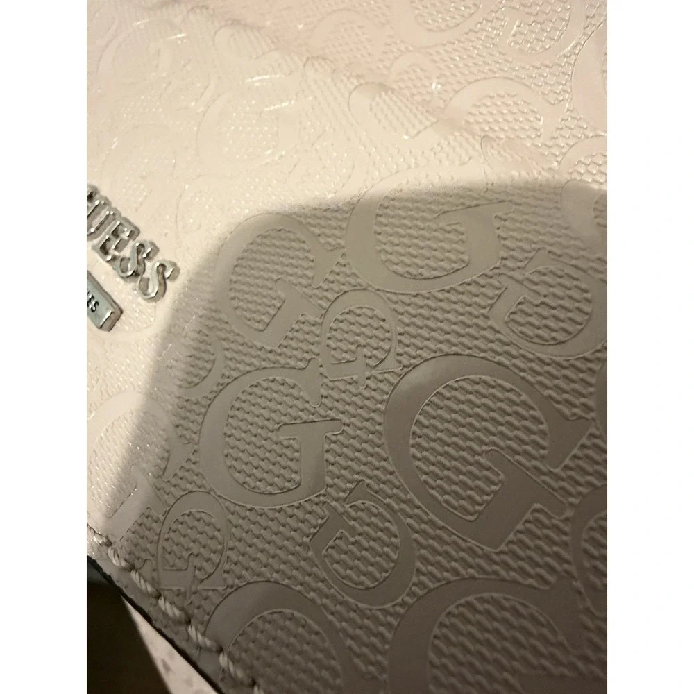 GUESS Shiny Blush Pink Logo Satchel Crossbody Dome Bag Charm‎ Medium